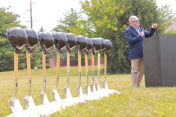 HCCF's Tom Kilian speaks at the Cumberland Cottages groundbreaking ceremony.
